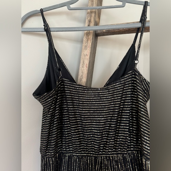 Altar’d State Adjustable Spaghetti Strap Sparkle Stripe Jumpsuit Size M - Picture 6 of 8